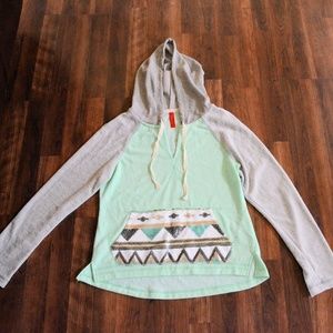 Mint Julep Boutique Sequin pocket Hoodie SZ S